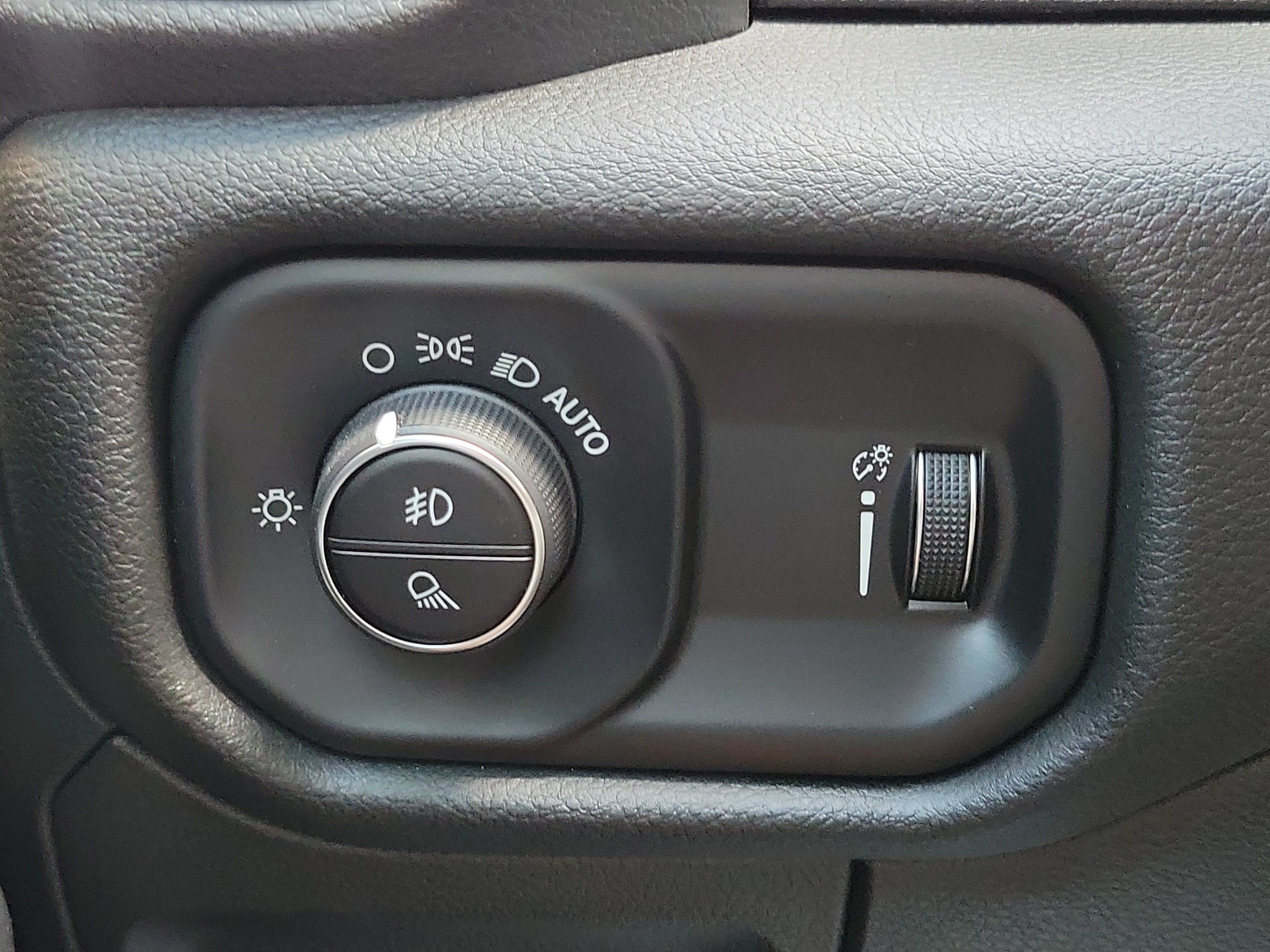 Used 2023 RAM 1500 Big Horn AWD/4WD image 24