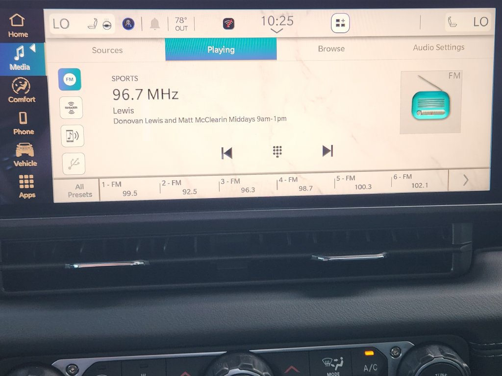 New 2026 Jeep Gladiator Mojave AWD/4WD image 13