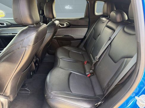 Used 2024 Jeep Compass Latitude AWD/4WD image 13