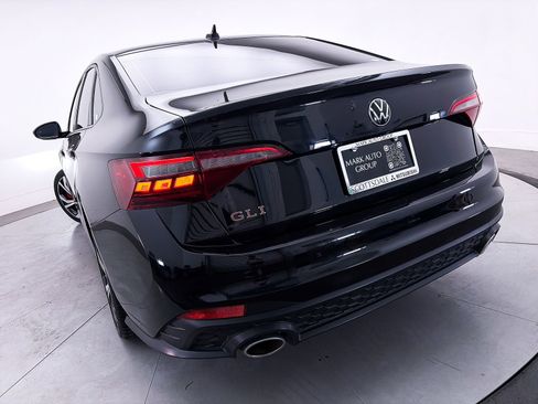 Used 2022 Volkswagen Jetta GLI Autobahn FWD image 8