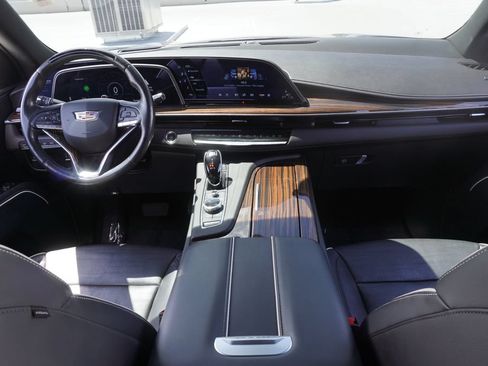 Certified 2023 Cadillac Escalade Premium Luxury w/ LPO, Radiant Package AWD/4WD image 12