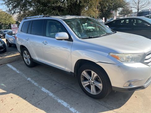 Used 2013 Toyota Highlander Limited image 5