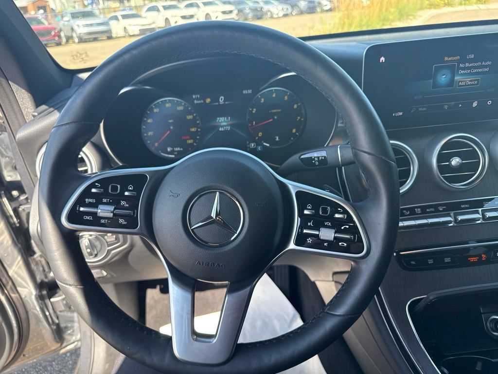 Used 2021 Mercedes-Benz GLC 300 4MATIC image 16
