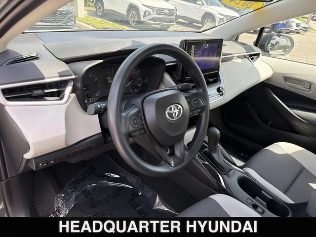 Used 2024 Toyota Corolla LE FWD image 11