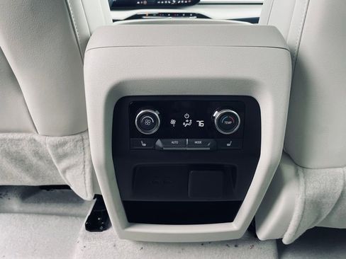 New 2026 Buick Enclave Avenir w/ Super Cruise Package image 25