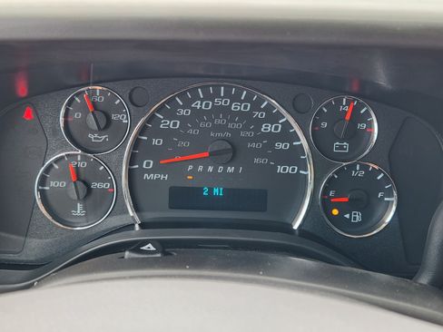 New 2026 Chevrolet Express 2500 Extended w/ Driver Convenience Package RWD image 12