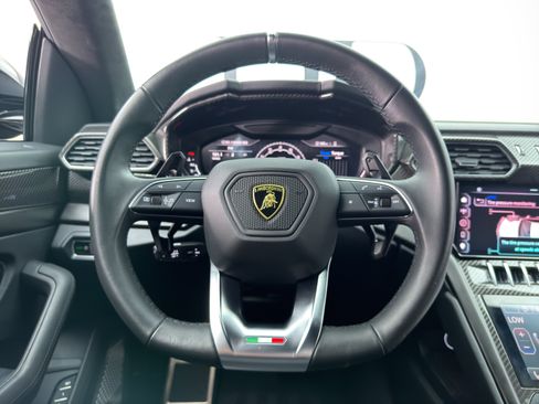 Used 2023 Lamborghini Urus S AWD/4WD image 19