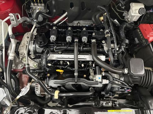 Used 2019 Nissan Kicks SV w/ Exterior Package image 24