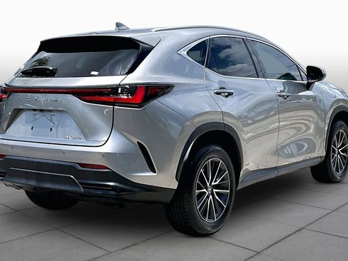 Used 2024 Lexus NX 250 FWD w/ Towing Package (2000 Lbs) image 13