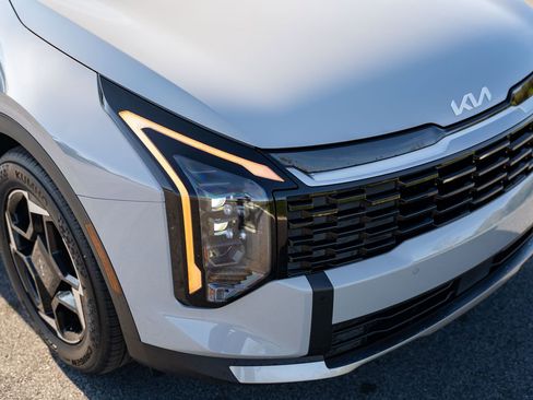 Used 2026 Kia Sportage EX w/ EX Panorama Roof Package image 10