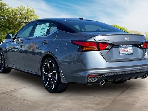 New 2026 Nissan Altima 2.5 SR FWD image 3