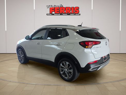 Used 2022 Buick Encore GX Select w/ Experience Buick Package AWD/4WD image 3