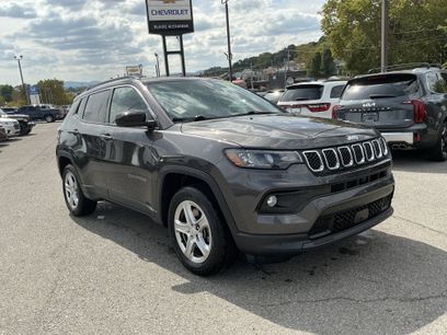 Used 2023 Jeep Compass Latitude