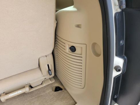 Used 2014 GMC Yukon Denali image 30