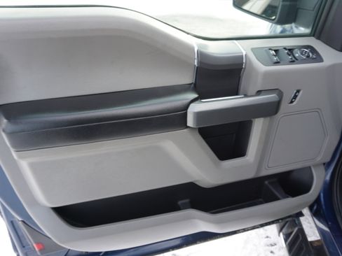 Used 2018 Ford F150 XLT w/ Equipment Group 302A Luxury image 10