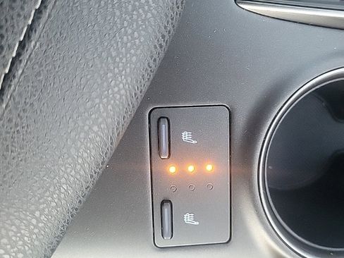 Used 2024 Toyota Camry XSE image 18