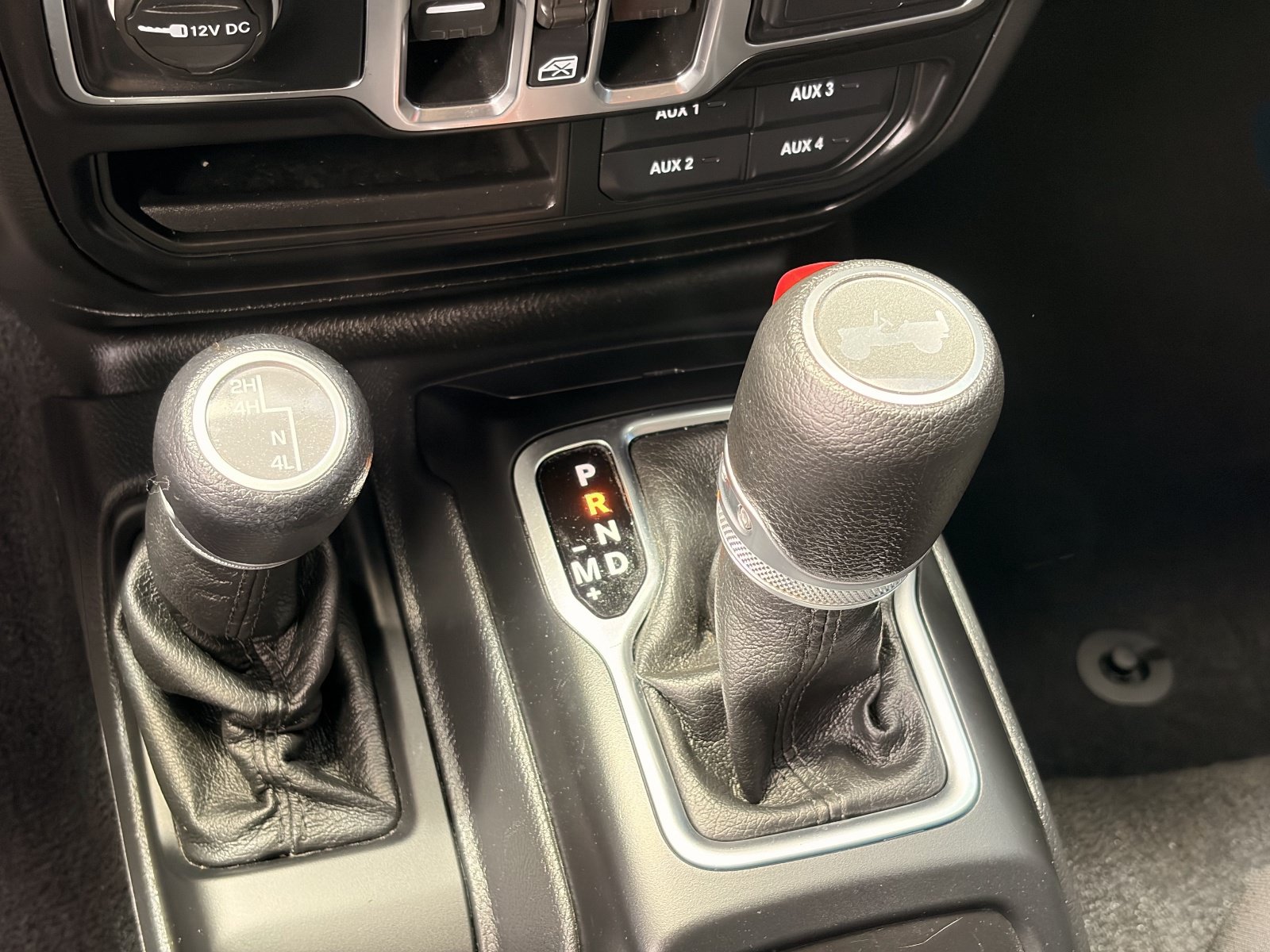 Used 2021 Jeep Wrangler Unlimited Sport AWD/4WD image 25