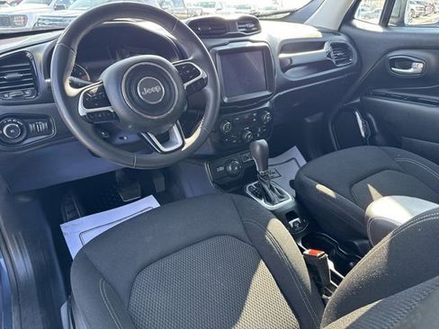 Used 2023 Jeep Renegade Altitude image 12