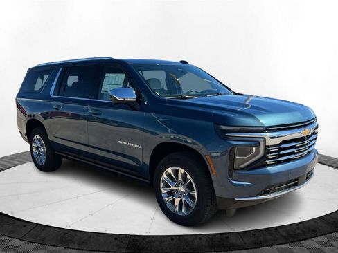 New 2026 Chevrolet Suburban Premier image 8