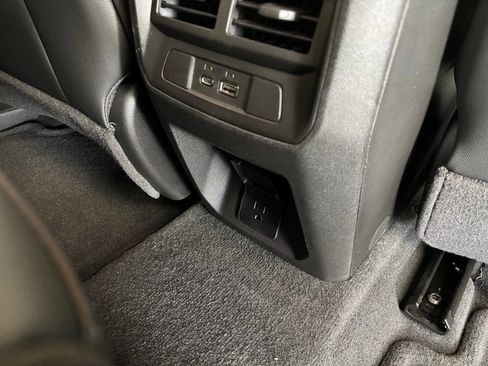 New 2024 Chevrolet Colorado LT w/ LT Convenience Package III image 20