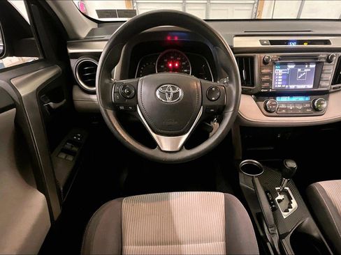Used 2015 Toyota RAV4 XLE image 6
