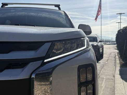 Used 2021 Mitsubishi Outlander Sport ES image 29