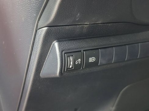 Used 2020 Toyota Corolla XSE image 22