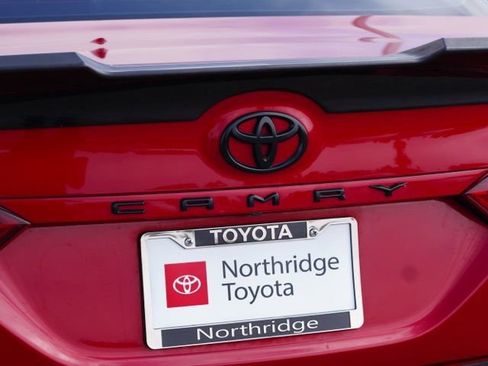 Used 2019 Toyota Camry XSE w/ Driver Assist Package FWD image 9