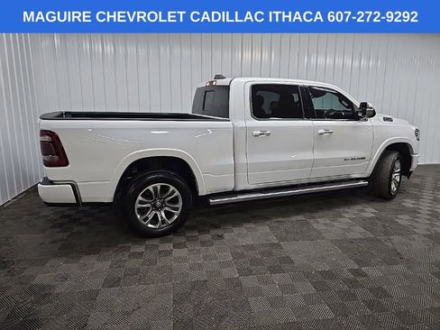 Used 2022 RAM 1500 Limited w/ Body-Colour Bumper Group AWD/4WD image 3