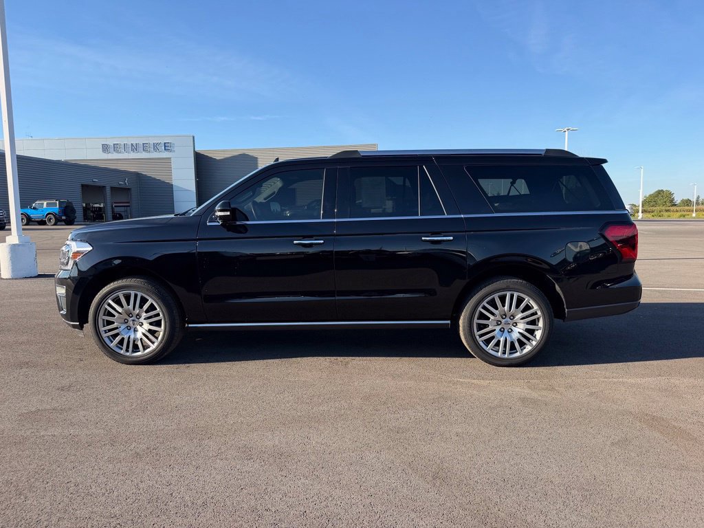 Used 2023 Ford Expedition Max Limited AWD/4WD image 9