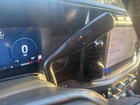 Used 2024 Ford F250 Platinum image 20