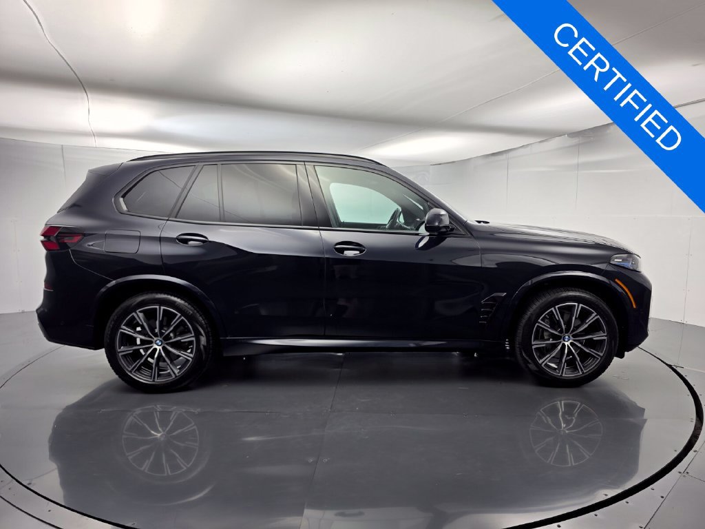 Certified 2026 BMW X5 sDrive40i RWD image 3