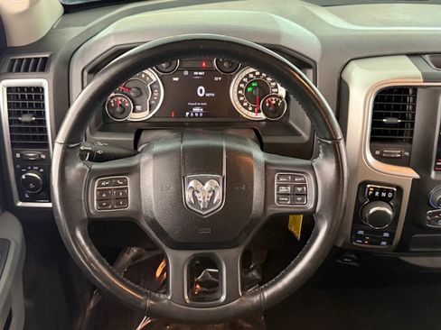 Used 2019 RAM 1500 Big Horn image 18