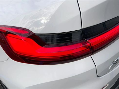 Used 2022 BMW X4 xDrive30i w/ Premium Package 2 image 27