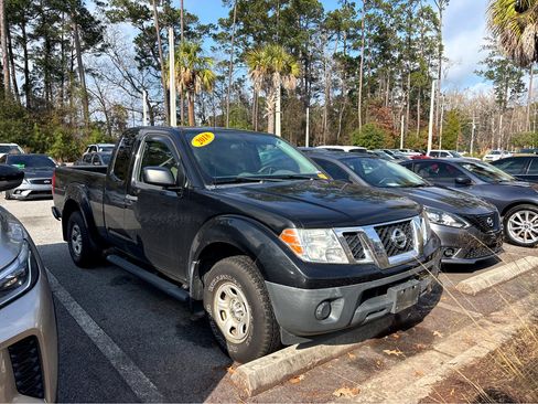 Used 2018 Nissan Frontier S image 26