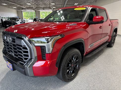 Used 2025 Toyota Tundra Platinum AWD/4WD image 3