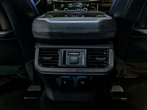 Used 2024 Ford F150 Platinum w/ FX4 Off-Road Package AWD/4WD image 21