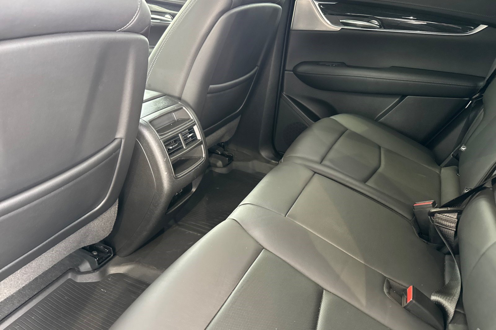 Used 2020 Cadillac XT5 Premium Luxury FWD image 15
