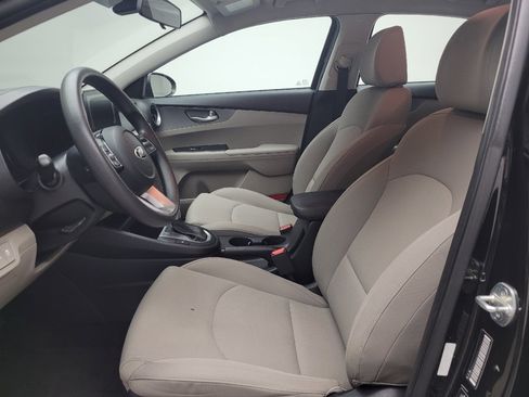 Used 2019 Kia Forte LXS FWD image 17