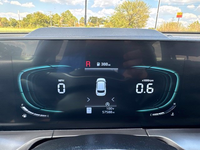 Used 2025 Kia Telluride S FWD image 12