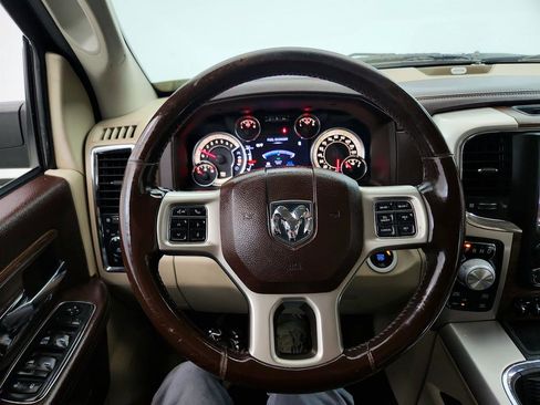 Used 2016 RAM 1500 Laramie w/ Convenience Group AWD/4WD image 14