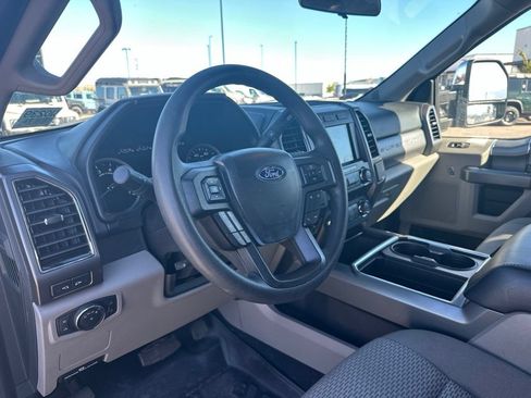 Used 2021 Ford F250 XLT w/ XLT Premium Package AWD/4WD image 13