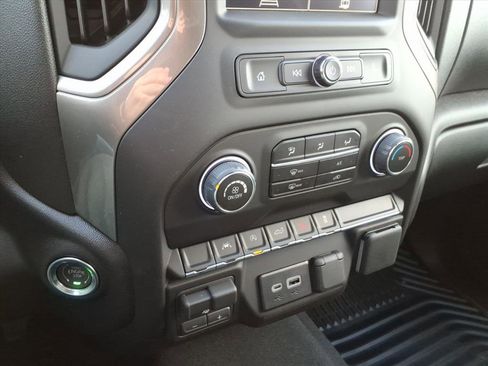 New 2026 Chevrolet Silverado 1500 Custom w/ Turbomax Blackout Package image 18