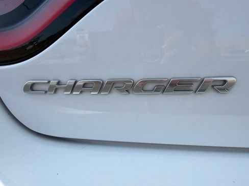 Used 2019 Dodge Charger GT RWD image 14