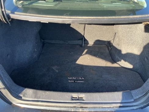 Used 2017 Nissan Sentra SR Turbo w/ SR Turbo Premium Package FWD image 9