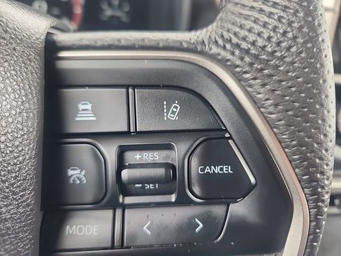 Used 2025 Toyota Tundra Limited image 22