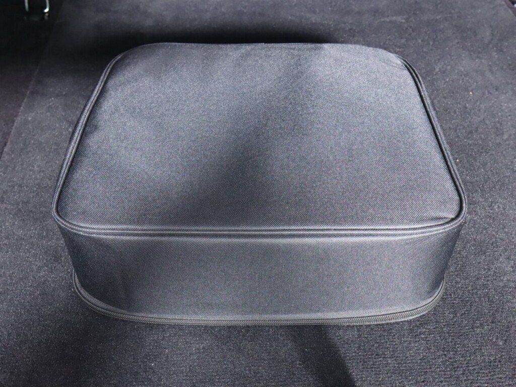 Used 2024 Jeep Wrangler Unlimited w/ Convenience Group AWD/4WD image 38