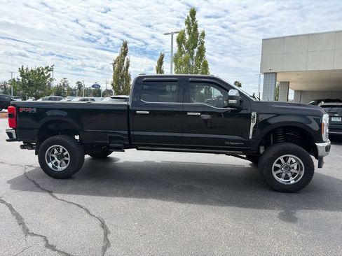 Used 2023 Ford F350 Lariat w/ Lariat Ultimate Package AWD/4WD image 8