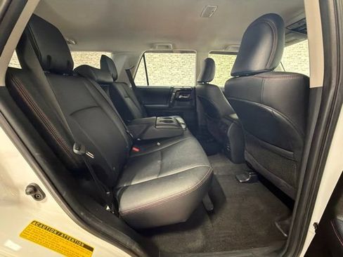 Used 2019 Toyota 4Runner TRD Off-Road Premium AWD/4WD image 12