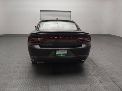Used 2019 Dodge Charger SXT AWD/4WD image 6